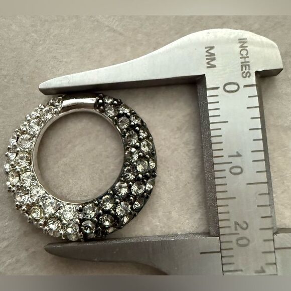 Nolan Miller Vintage Ombre Rhinestone Circle Earrings – Signed Designer Glam - Picture 6 of 17